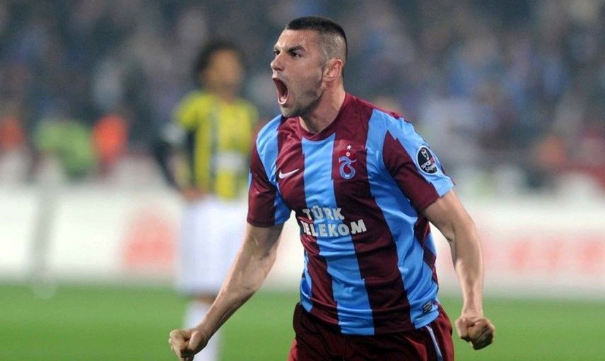 Burak Yılmaz, Eski Takımları Beşiktaş ve Trabzonspor İle İlgili Dikkat Çeken Açıklamalar Yaptı!