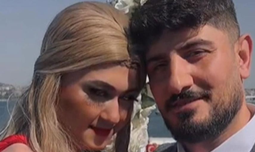 Az olmuş bu direkt herkesin önünde birlikte olun da rahatlayın... TikTok fenomeni Caner ve Nejdet'ten yeni bir yatak odası paylaşımı geldi... Gizlice her şeyi çekti