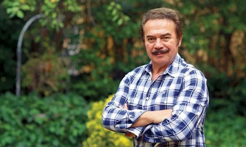 Cüneyt Arkın'dan sonra şimdi de Orhan Gencebay! Ünlü şarkıcı apar topar hastaneye kaldırıldı sevenlerini yıkan haber geldi!