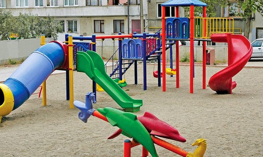 Çocuk parkında mide bulandıran olay! Sarıklı adam mastürbasyon yaptı