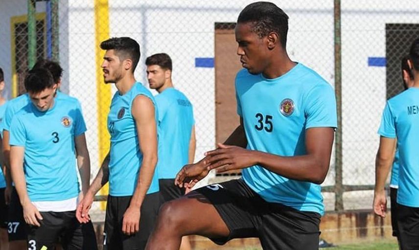 Adana Demirsporlu Mario Balotelli, Menemenspor'da Forma Giyen Kardeşiyle İddiaya Girdi!