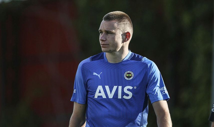 Barcelona, Fenerbahçe'de Forma Giyen Attila Szalai'yi Transfer Etmek İstiyor!