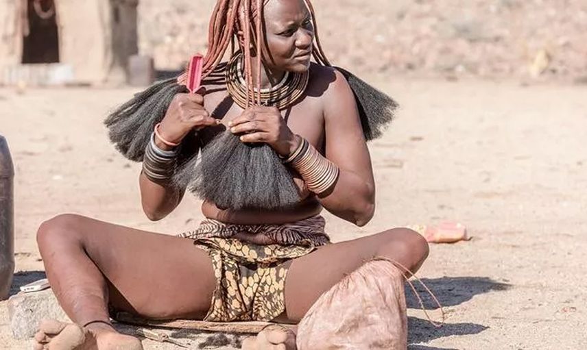 Afrika'da yaşayan kabilenin adetleri ve kuralları hayretler içinde bırakıyor