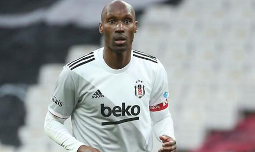 Beşiktaşlı Atiba Hutchinson Kariyeri İle İlgili Kararını Verdi!