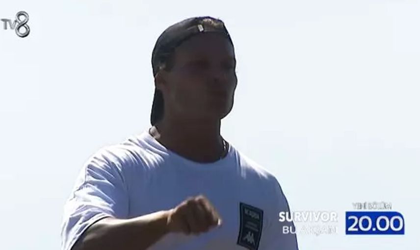 Yarışmacı elindekini fırlatınca olanlar oldu Murat Ceylan bağırdı Acun Ilıcalı tepki gösterdi! Survivor 'da yine ortalık karıştı