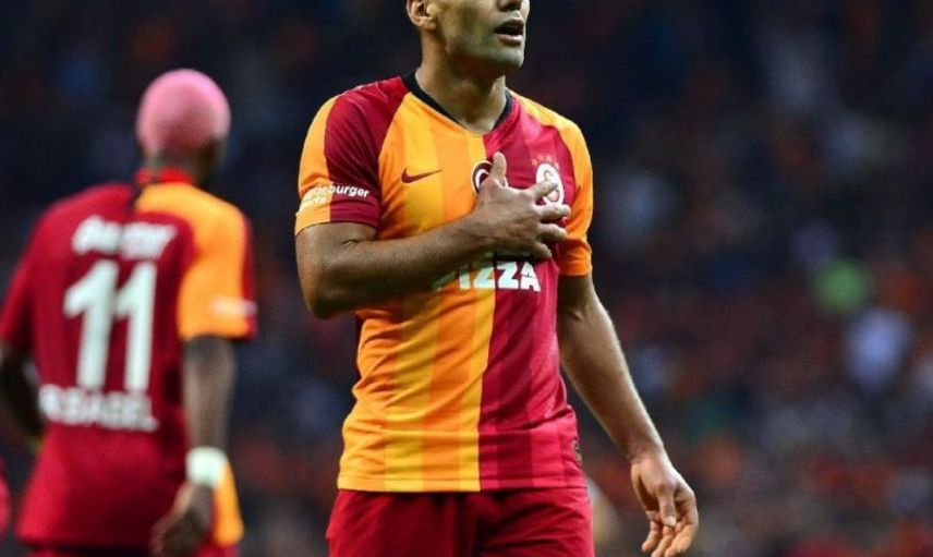 Galatasaray'da Falcao Depremi!
