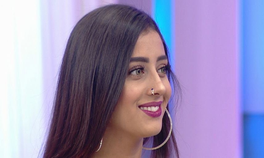 Gelin Adayı Solmaz'ın Paylaşımı Sosyal Medyayı Karıştırdı! Bir Açıldı Pir Açıldı
