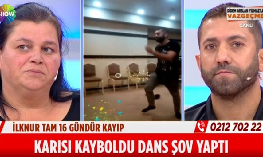 Gözlüğünü takıp eleştirdi
