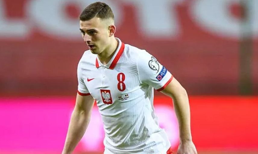 Galatasaray Transferde, Kacper Kozlowski'yi Gözüne Kestirdi!