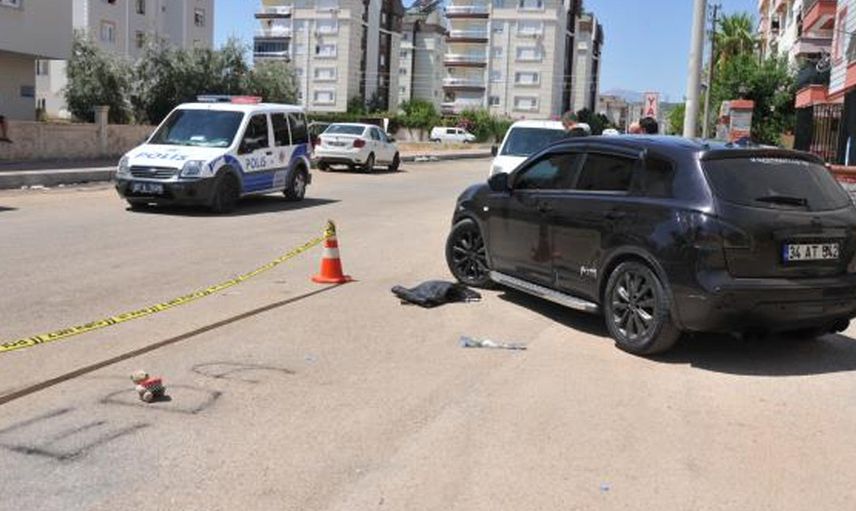 Sevgili Sürprizi Kanlı Bitti: Gürültüden Rahatsız Olan Komşuyu Bacağından Vurdu