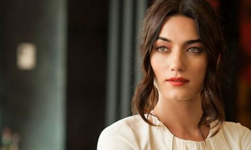 Hande Subaşı Kimdir?