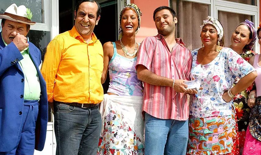 Cennet Mahallesi'nin Pembe'si Melek Baykal'dan olay itiraf: ''Çağla'yı ilk gördüğümde... Stüdyoya itekledim''