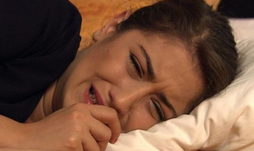 Hazal Kaya'nın acı kaybı! Ünlü oyuncu duyurdu: Ağlıyorum...