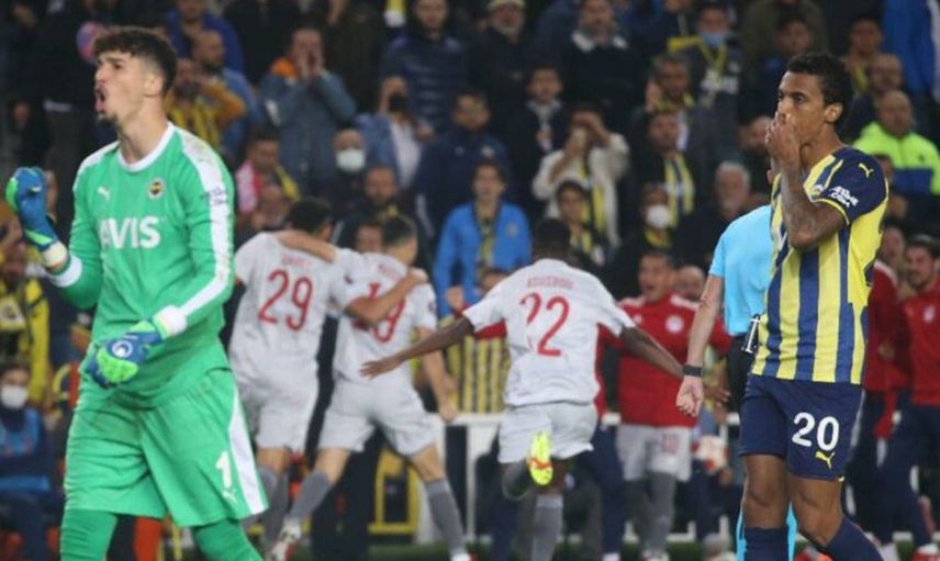 Beşiktaş, Galatasaray ve Fenerbahçe'nin Maçlarından Sonra Türkiye Büyük Bir Tehlikeyle Karşı Karşıya!
