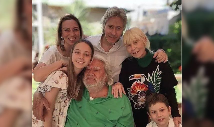Usta sanatçı Cüneyt Arkın'ın 50 yıldır görmediği kızı ortalığı karıştırdı: Miras krizine sebep oldu! Nuri Alço'dan sert sözler...