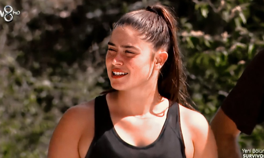 Hiç Kimse Beklemiyordu, Survivor’da Evlenme Teklifi! Ayşe, Poyraz’a Resmen Evlilik Teklifi Etti