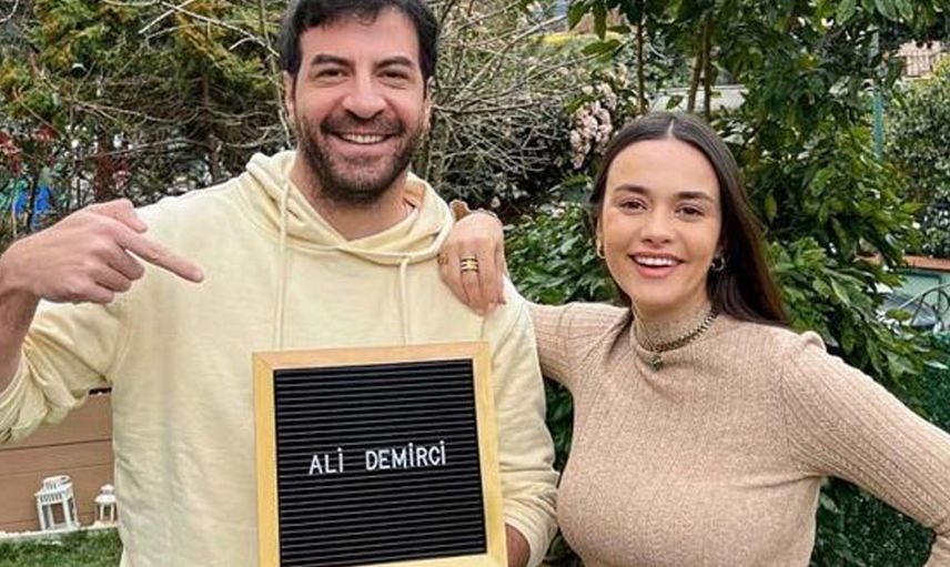 Hande Soral kimdir?