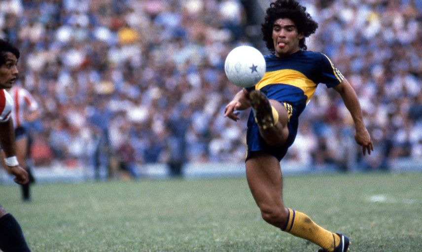 MARADONA BOCA JUNIORS