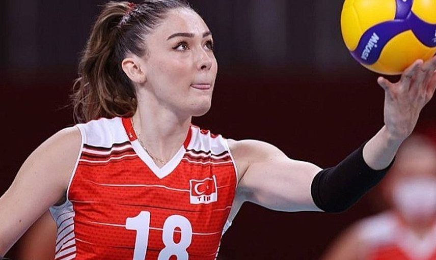 Güzel voleybolcu Zehra Güneş'in yıllar önce O Ses Türkiye'ye katıldığı ortaya çıktı