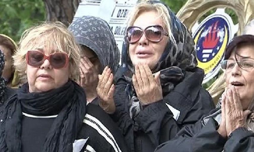 Ailesinin ölümü