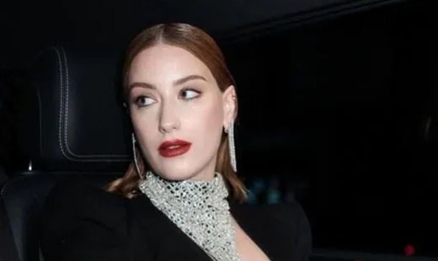 Kiracısıyla sokak ortasında birbirine girdi: Hazal Kaya'nın annesi zam yapmak isteyince ortalık karıştı!