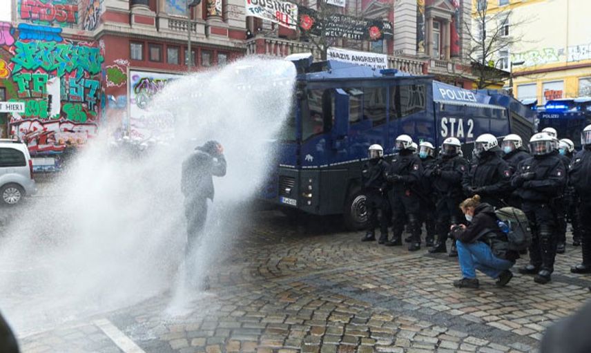Alman Basını Kendini Unutup Türk Polisi Hakkında Algı Oluşturdu