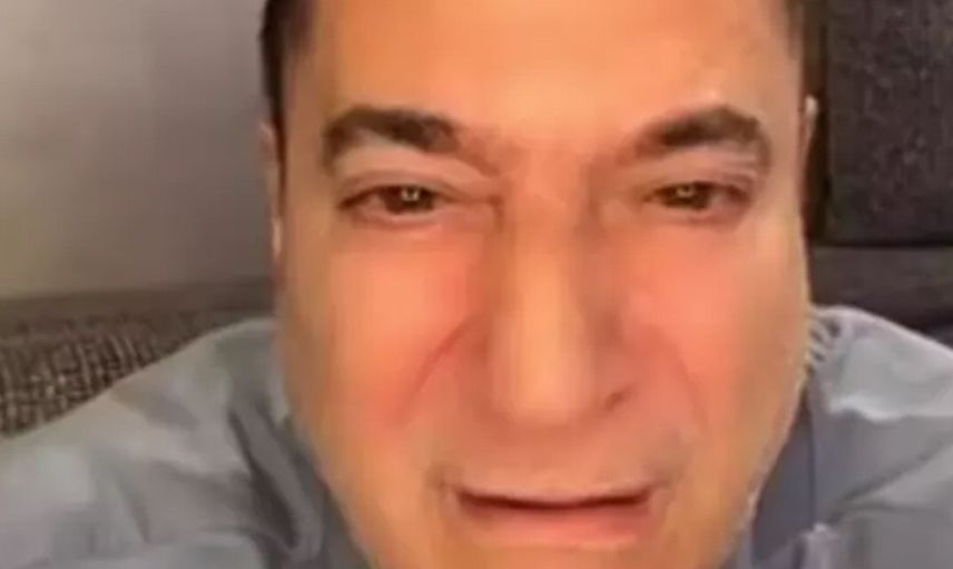Kendisinden 40 yaş küçük sevgilisiyle gündem olmuştu: Mehmet Ali Erbil Serdar Ortaç’la canlı yayın açıp şarkı dinleyerek hüngür hüngür ağladı
