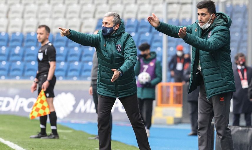 Medipol Başakşehir'de Teknik Direktör Aykut Kocaman İile Yollar Ayrılıyor!
