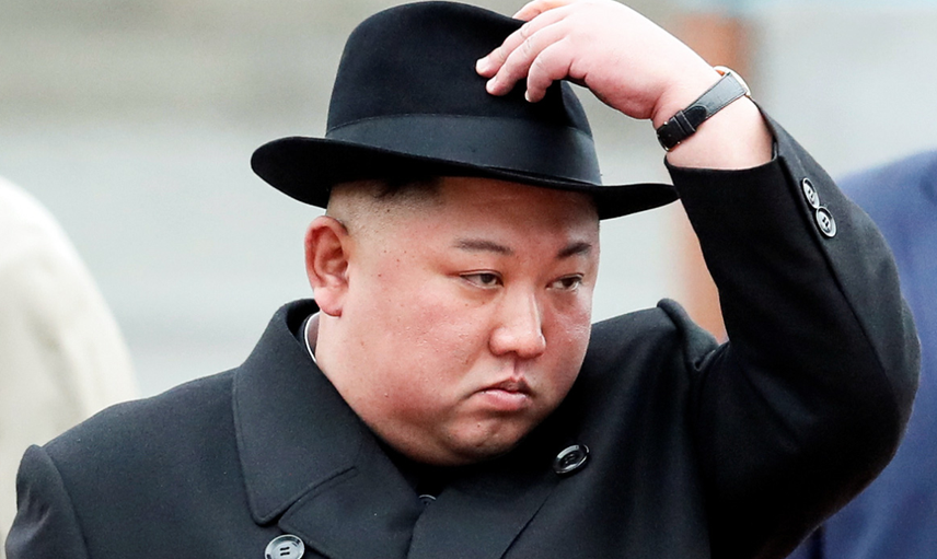 Çılgın Diktatör Kim Jong-un Halkın Önünde Yine Bir Can Aldı