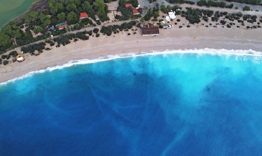 Ölüzdeniz’in rengi değişti! Görenler şok oldu