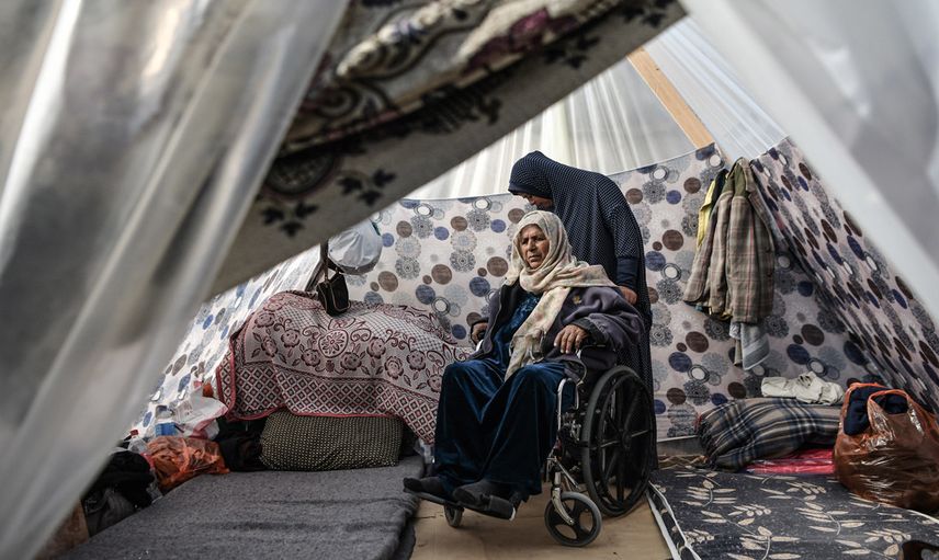 Filistinliler yine yerlerinden edildi! Bedensel engelli vatandaşların zor anları..