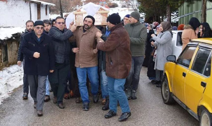 28 Bıçak Darbesiyle Katledilen Nazmiye Koyuncu Cinayeti ''Canavarca Hisle Öldürme' Sayılmadı!