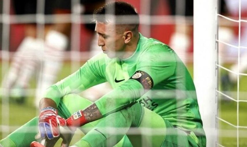 Galatasaray'da Fernando Muslera Performansıyla Tepki Çekiyor!