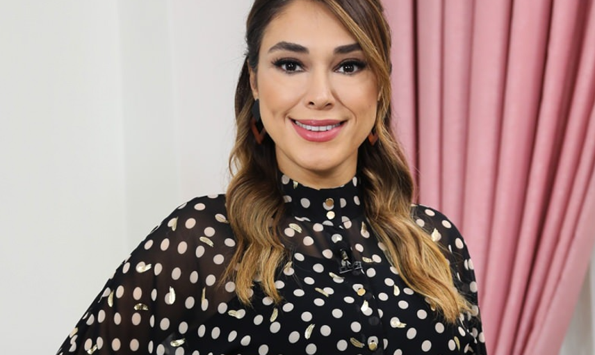 Esra Erol, Zuhal Topal'a Feci Patladı!