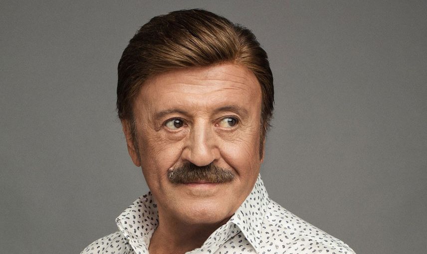 Parkta yattığım günlerim oldu diyen ünlü şarkıcı Selami Şahin hayatının film olacağının müjdesini sevenlerine verdi