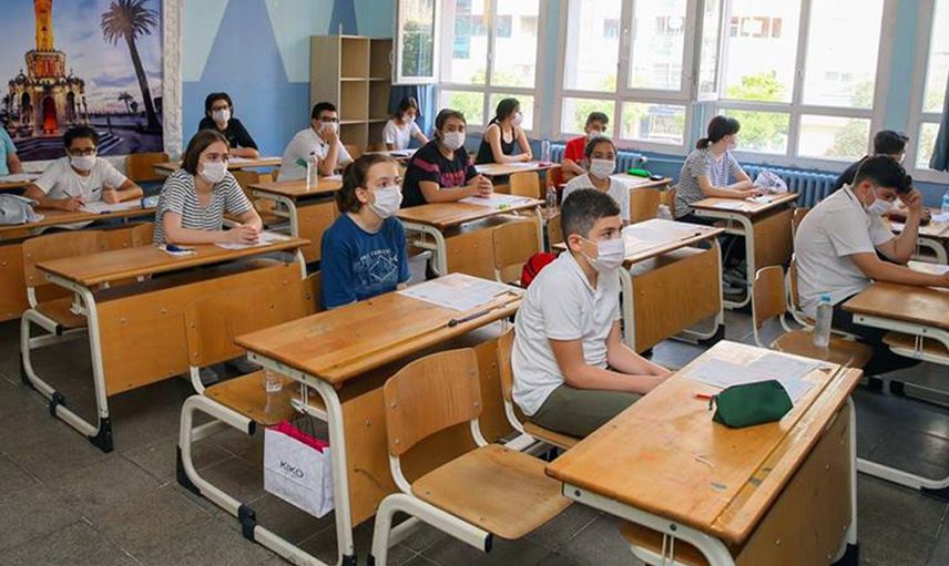 Vakalar arttı ilk açıklama geldi 'yüz yüze eğitime 1 hafta ara'