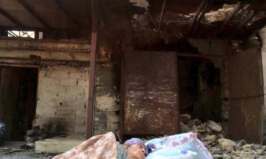 Demet Akalın, Yangında Evini Kaybeden Kadın İçin Ev Yaptırdı