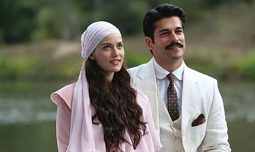 Fahriye Evcen’in zor anları: Sosyal medyadan oğlu Karan için yardım istedi