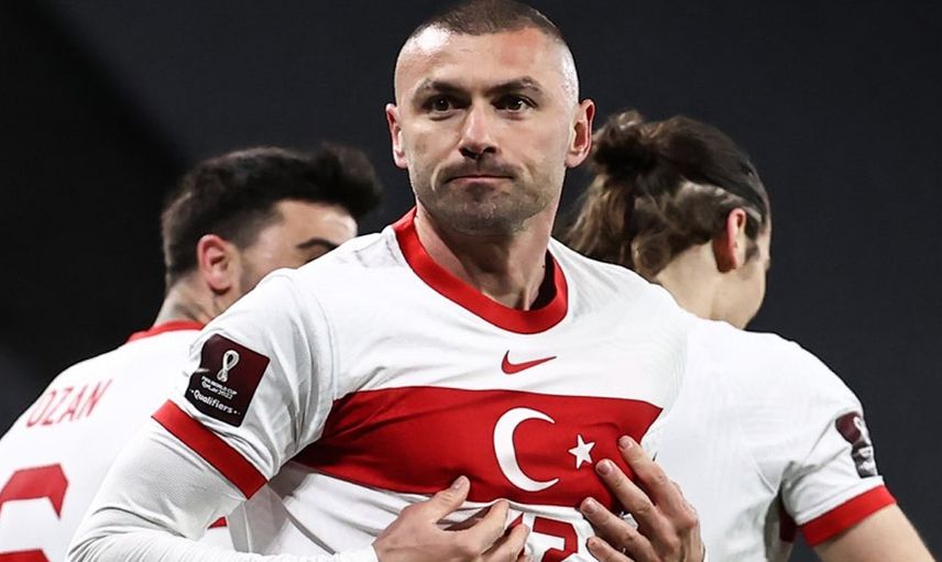 Burak Yılmaz, Lille’den Ayrılmayacak!