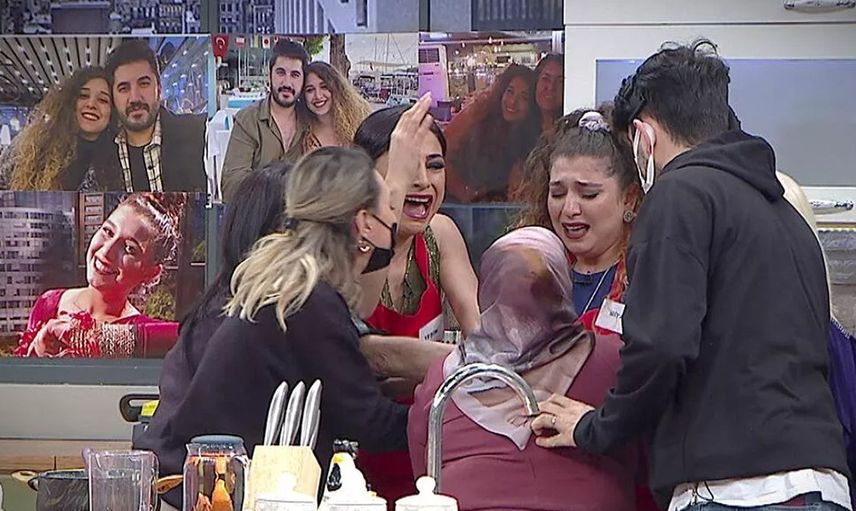 Gelinim Mutfakta Stüdyosu Bir Anda Karıştı: Kayınvalideler ve Gelinler Fenalık Geçirdi