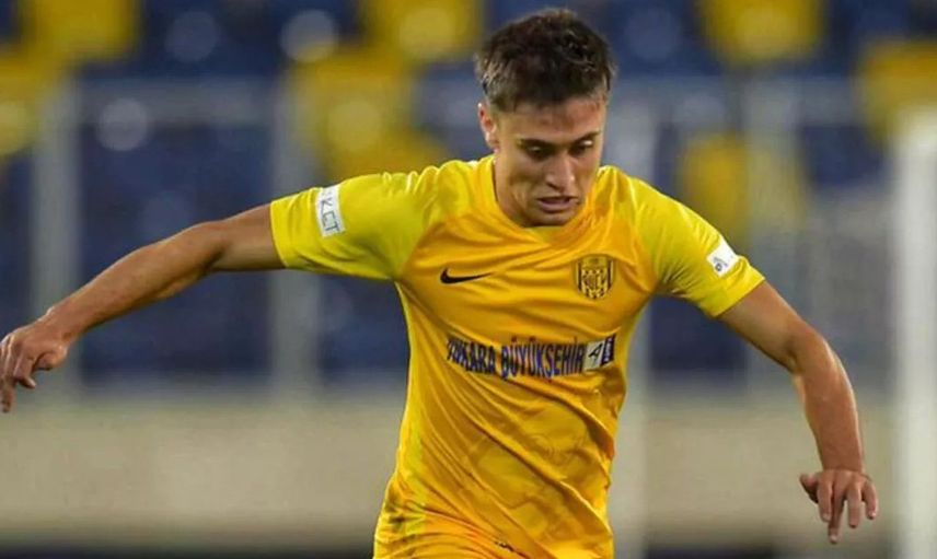 Cebrail Karayel, Galatasaray'a transfer olacağı yönündeki iddialara yanıt verdi