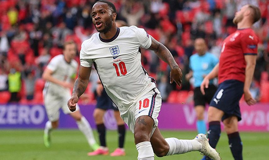 Manchester Cityli Raheem Sterling'i Transfer Etmek İçin Barcelona ve Arsenal Devreye Girdi!