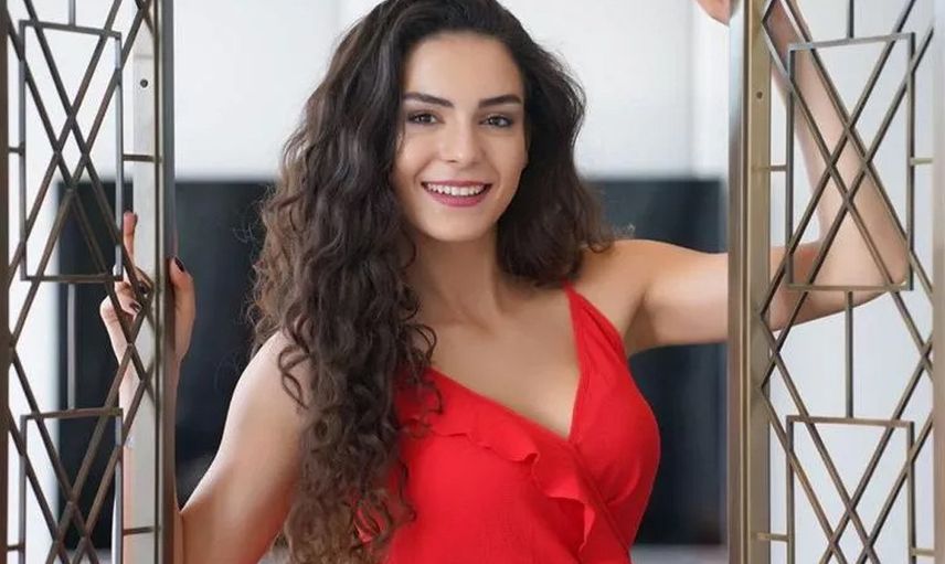 Destan Dizisinin Ebru Şahin’inin Estetiksiz Hali