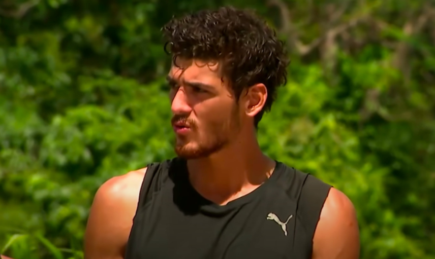 Survivor'da Aşk Dedikodusu Ayyuka Çıktı! Survivor Yunanistan'ın Başarılı İsmi Caroline, Poyraz'a İlanı Aşk Etti