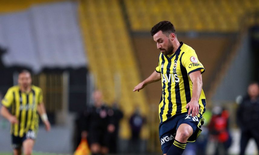 Fenerbahçe'de Transfer Olmak İstemeyen İsim Sinan Gümüş Çıktı!