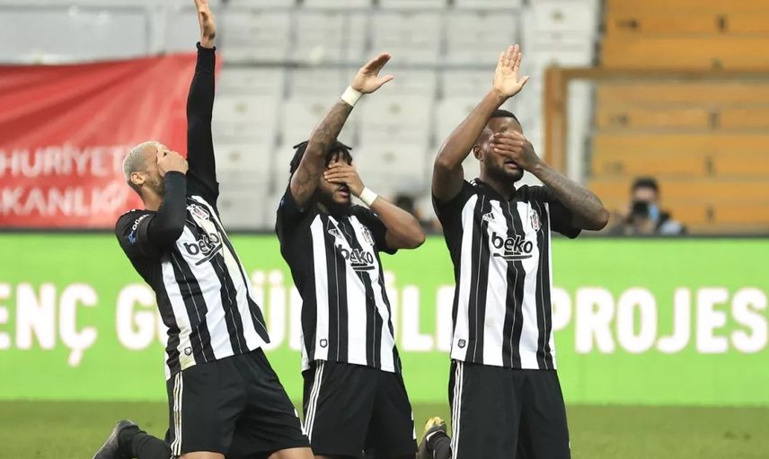 Beşiktaş'ta Cyle Larin Krizi!