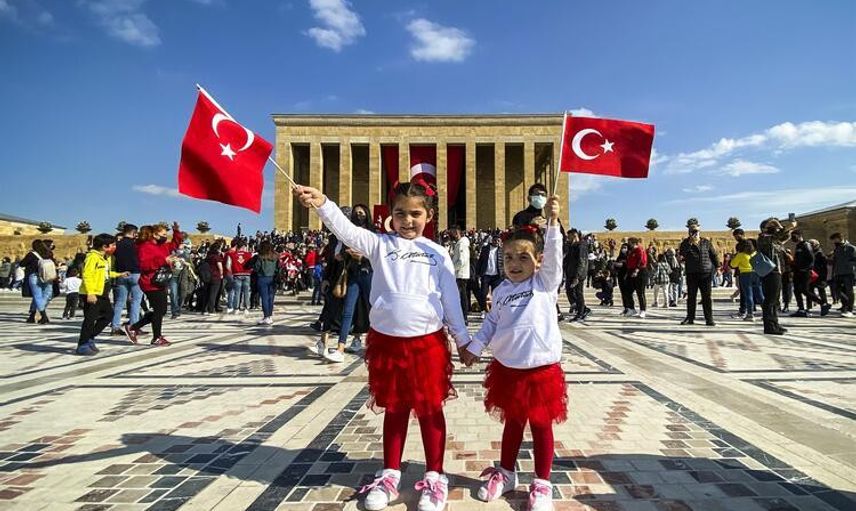 Cumhuriyet'in 98'inci Yılı Tüm Yurtta Çoşkuyla Kutlanıyor!
