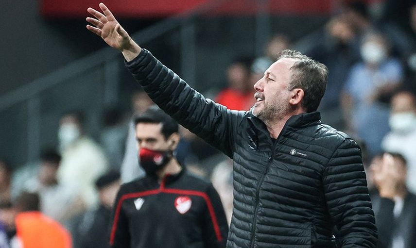 Beşiktaş'a Ajax Maçı Öncesi Sakat Futbolcularından İyi Haber Geldi!