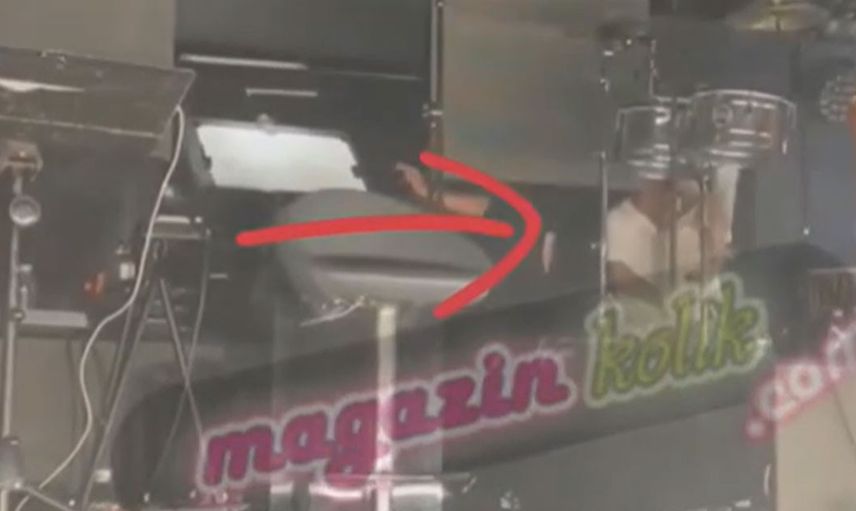 Magazin gündemine bomba gibi düştü Ajda Pekkan Cenk Eren'le öpüştü o anlar camiayı salladı