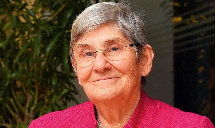 Canan Karatay yine çok konuşulacak bir açıklama ile geldi... Ev hanımlarına hakaret eden Karatay millete verdi veriştirdi!
